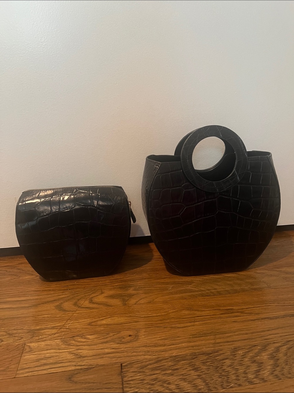 STAUD Frida Black Croc-Embossed Round Handle Tote in Black - Picture 4 of 6